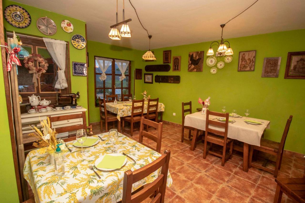 Апартаменти Casa Les Pedroses Campiellos Екстер'єр фото